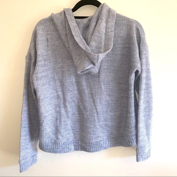 Forever 21 Textured Zip Up Hoodie with Pockets - Picture 2 of 4
